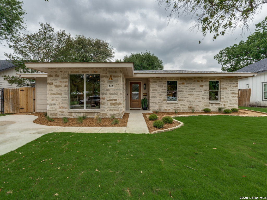 535 Brightwood Place San Antonio TX 78209