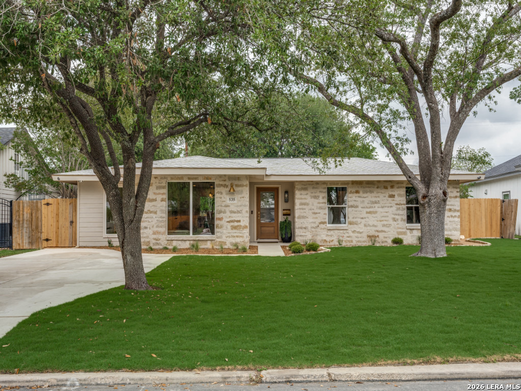 535 Brightwood Place San Antonio TX 78209
