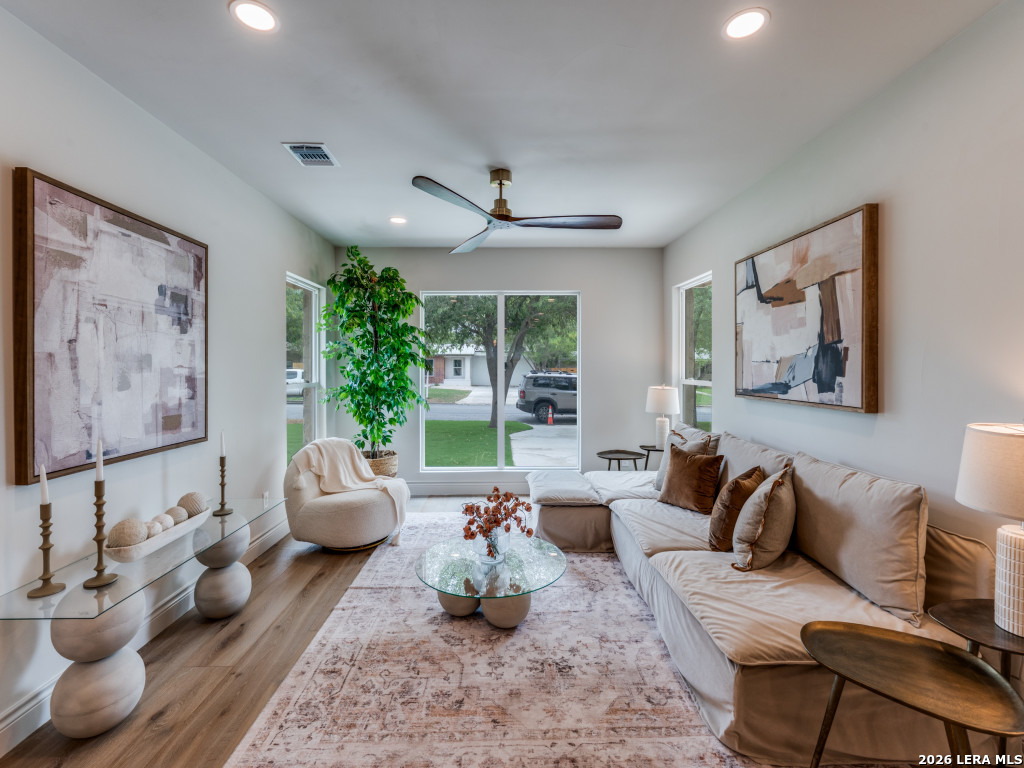 535 Brightwood Place San Antonio TX 78209