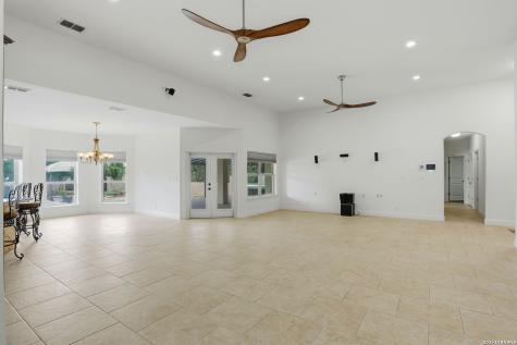 282 Lantana Cerro Spring Branch TX 78070