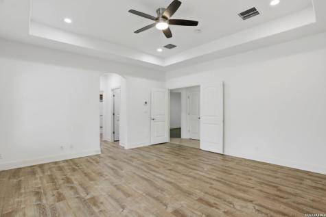 282 Lantana Cerro Spring Branch TX 78070