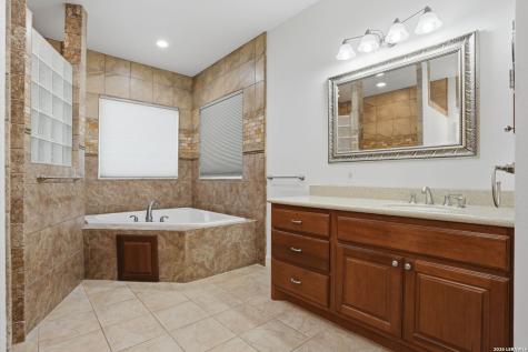 282 Lantana Cerro Spring Branch TX 78070