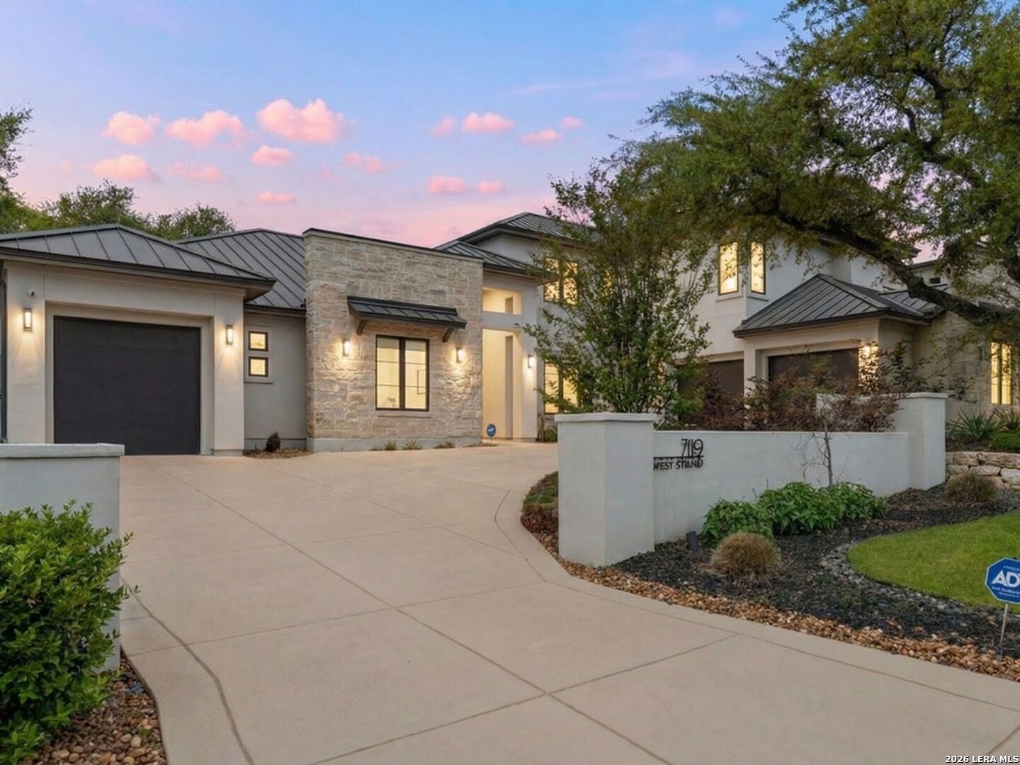 7119 Bluff Strand San Antonio TX 78257
