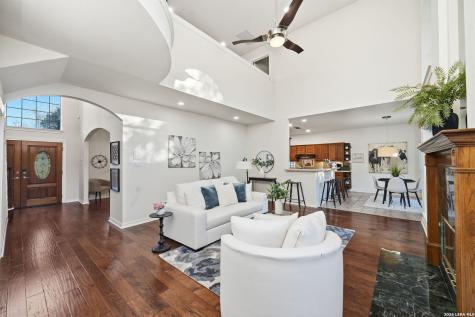 1619 Fawn Bluff San Antonio TX 78248