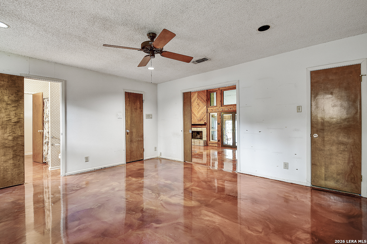 1734 Donerail San Antonio TX 78248