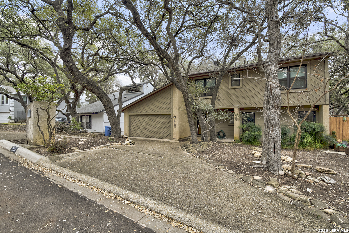 1734 Donerail San Antonio TX 78248