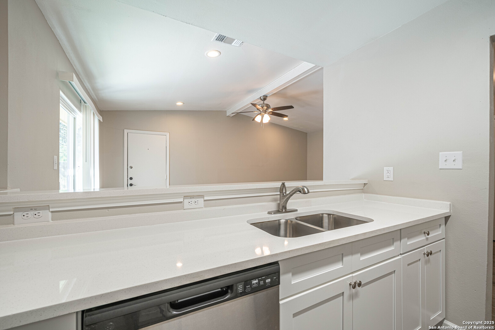 7814 Oak Forest Live Oak TX 78233