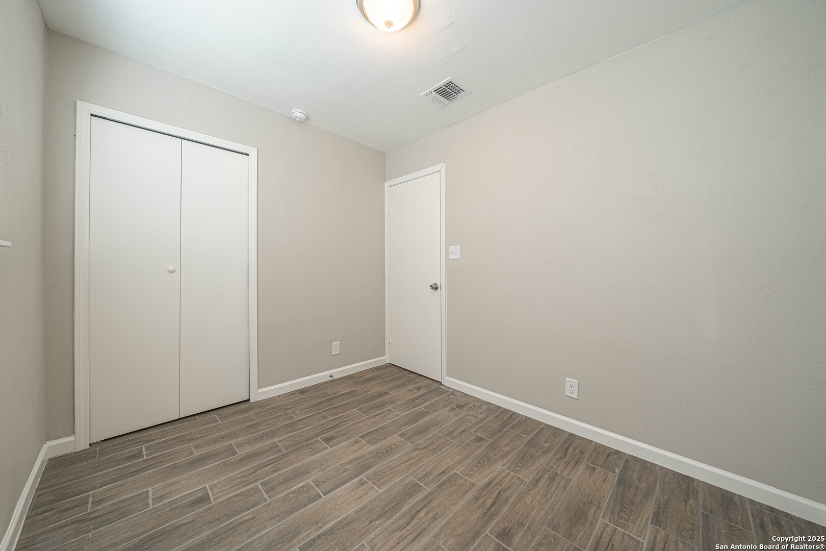 7814 Oak Forest Live Oak TX 78233