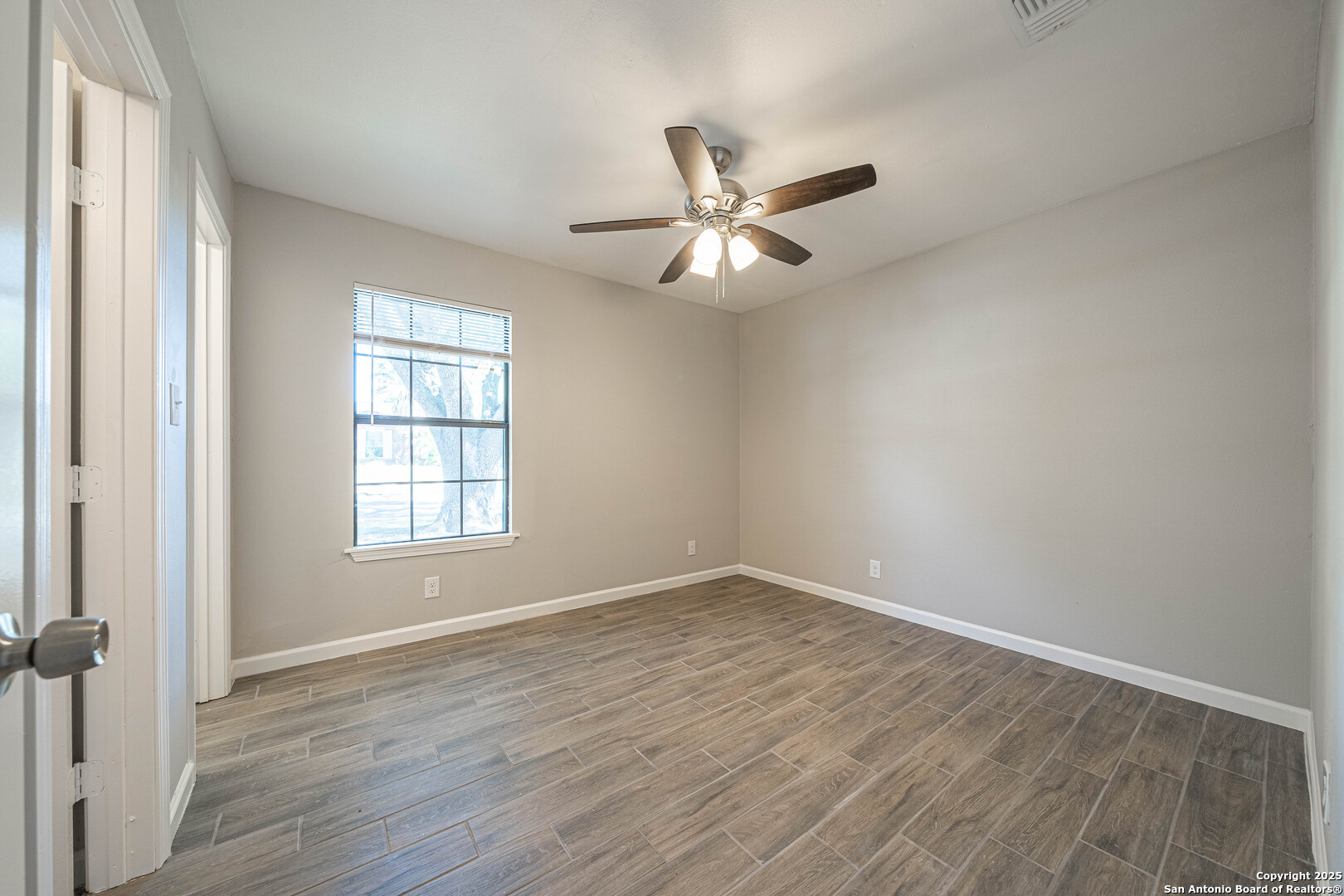 7814 Oak Forest Live Oak TX 78233