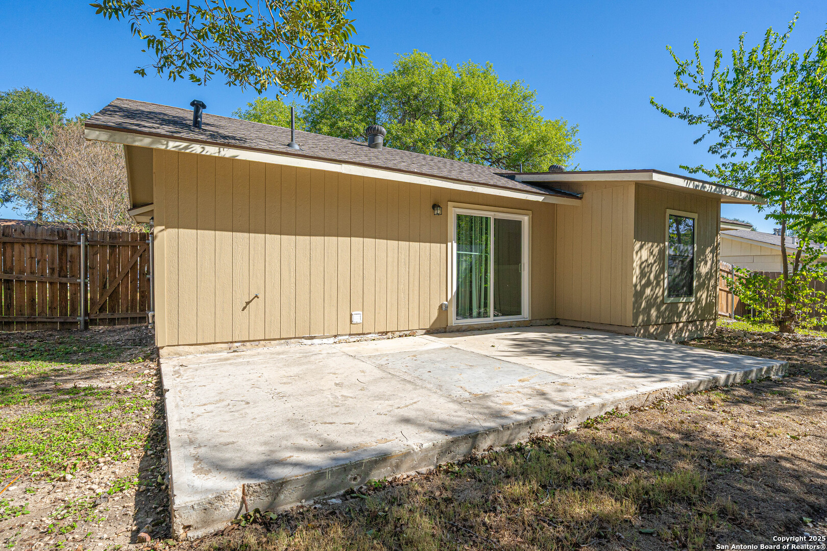 7814 Oak Forest Live Oak TX 78233