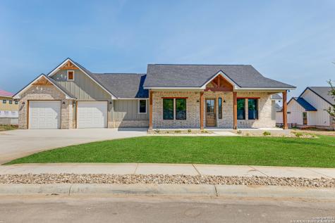 160 Woodbridge Drive La Vernia TX 78121