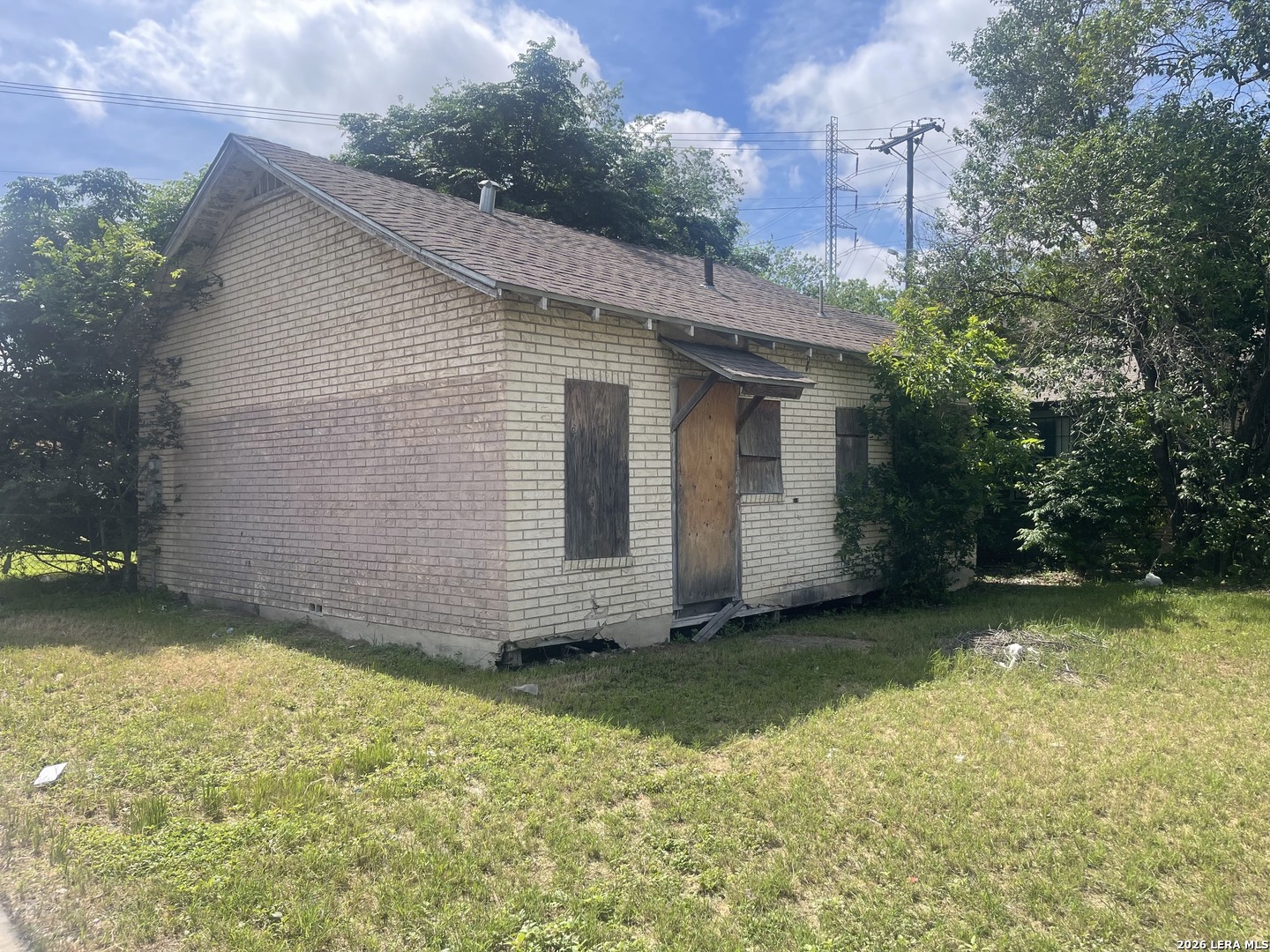 2411 S Zarzamora Street San Antonio TX 78207