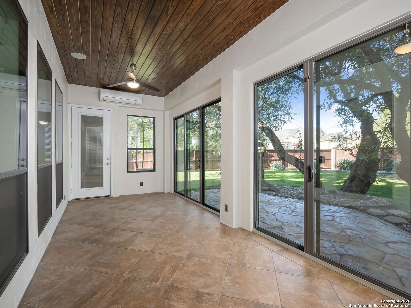 303 Regent Circle San Antonio TX 78231