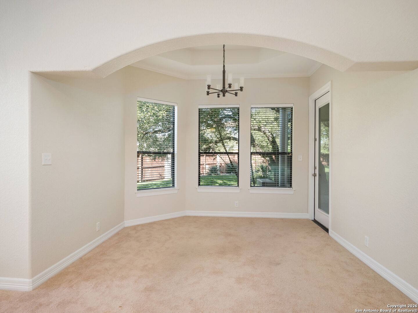 303 Regent Circle San Antonio TX 78231