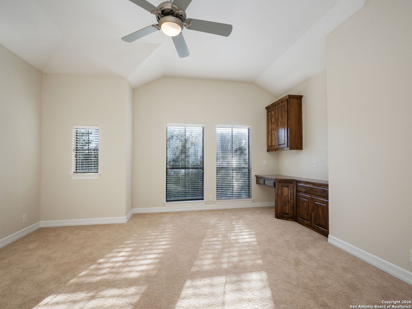 303 Regent Circle San Antonio TX 78231