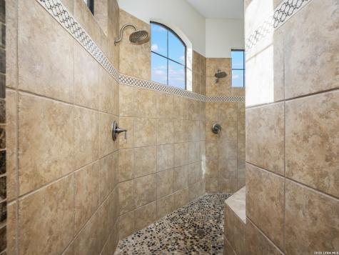 303 Regent Circle San Antonio TX 78231