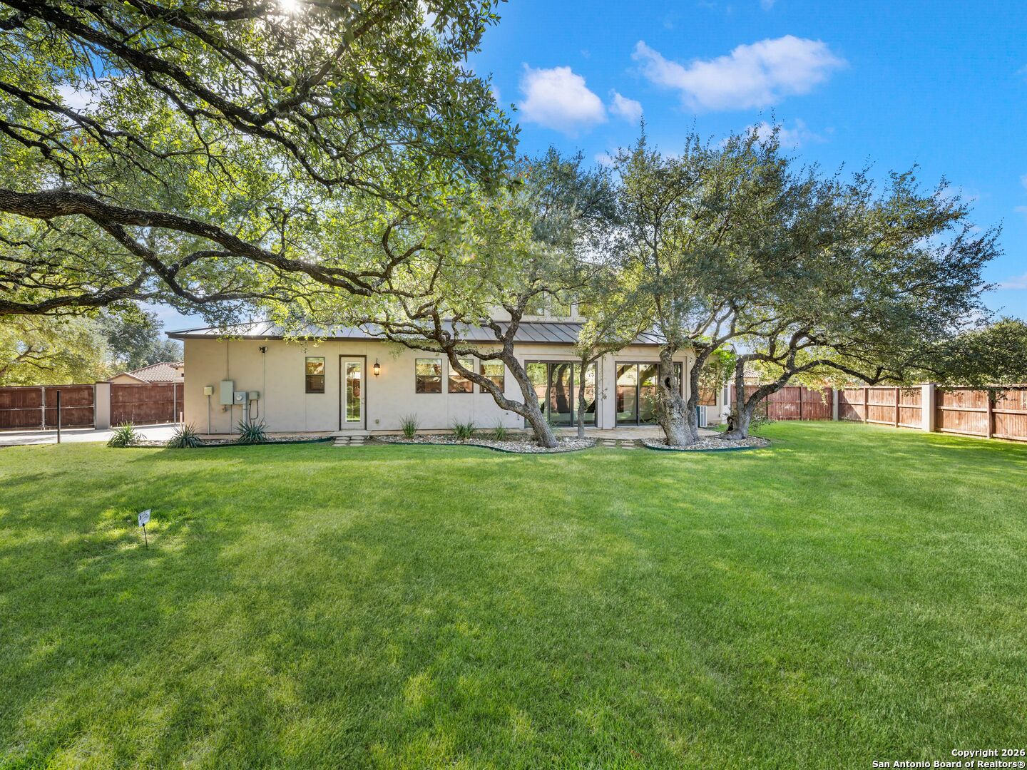 303 Regent Circle San Antonio TX 78231