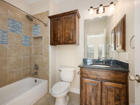 303 Regent Circle San Antonio TX 78231