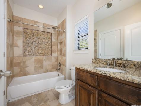 303 Regent Circle San Antonio TX 78231