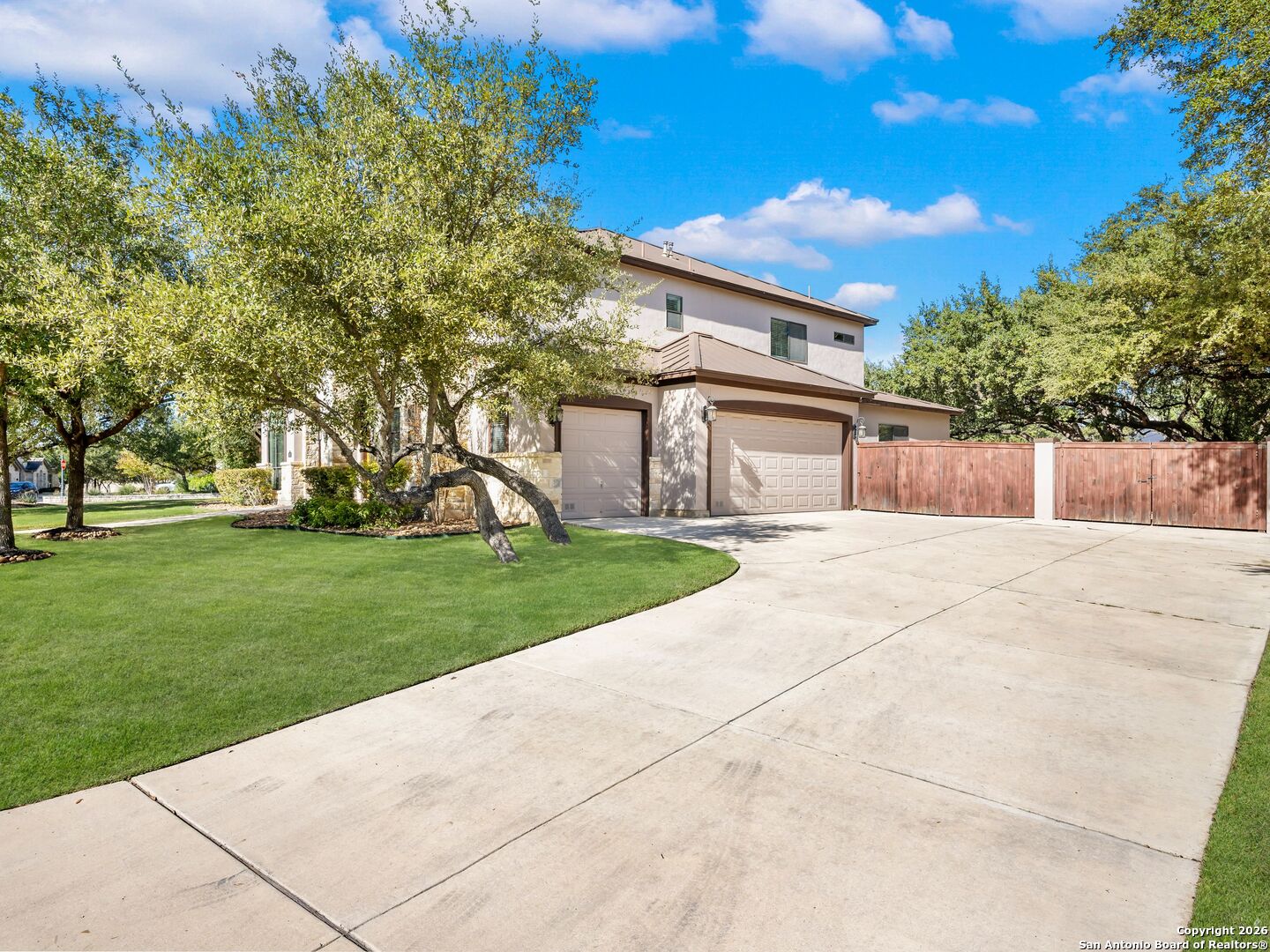 303 Regent Circle San Antonio TX 78231
