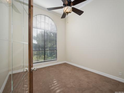 303 Regent Circle San Antonio TX 78231