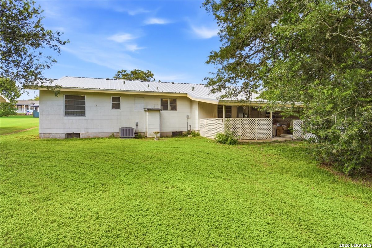 319 Hackberry Street Kenedy TX 78119