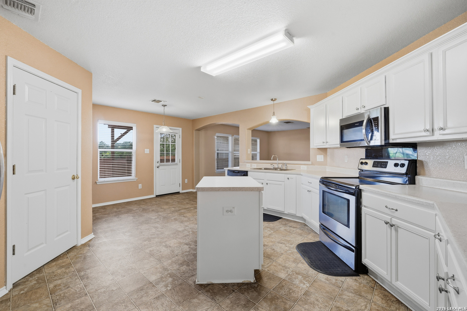 438 S Water Lane New Braunfels TX 78130