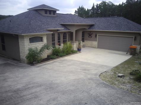 275 Delanoy Drive Canyon Lake TX 78133