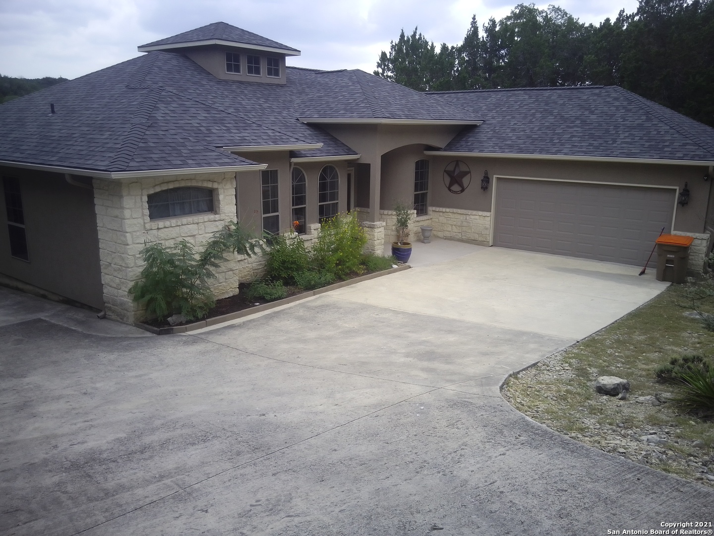 275 Delanoy Drive Canyon Lake TX 78133