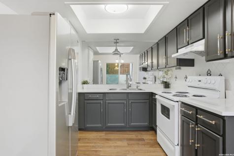 8112 Scottshill San Antonio TX 78209
