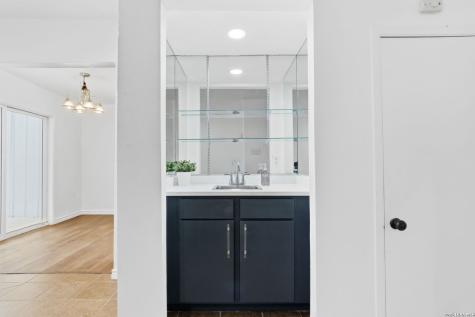 8112 Scottshill San Antonio TX 78209