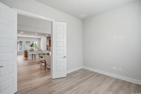 381 Jereth Crossing Castroville TX 78009