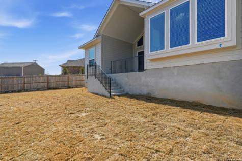 381 Jereth Crossing Castroville TX 78009