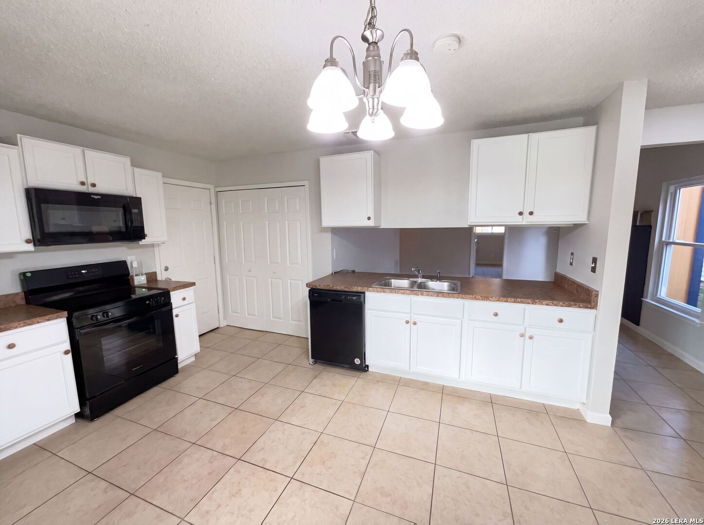 6226 Valley Castle San Antonio TX 78250