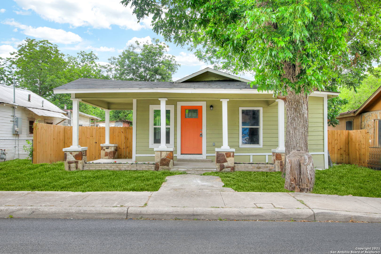 902 Prado Street San Antonio TX 78225