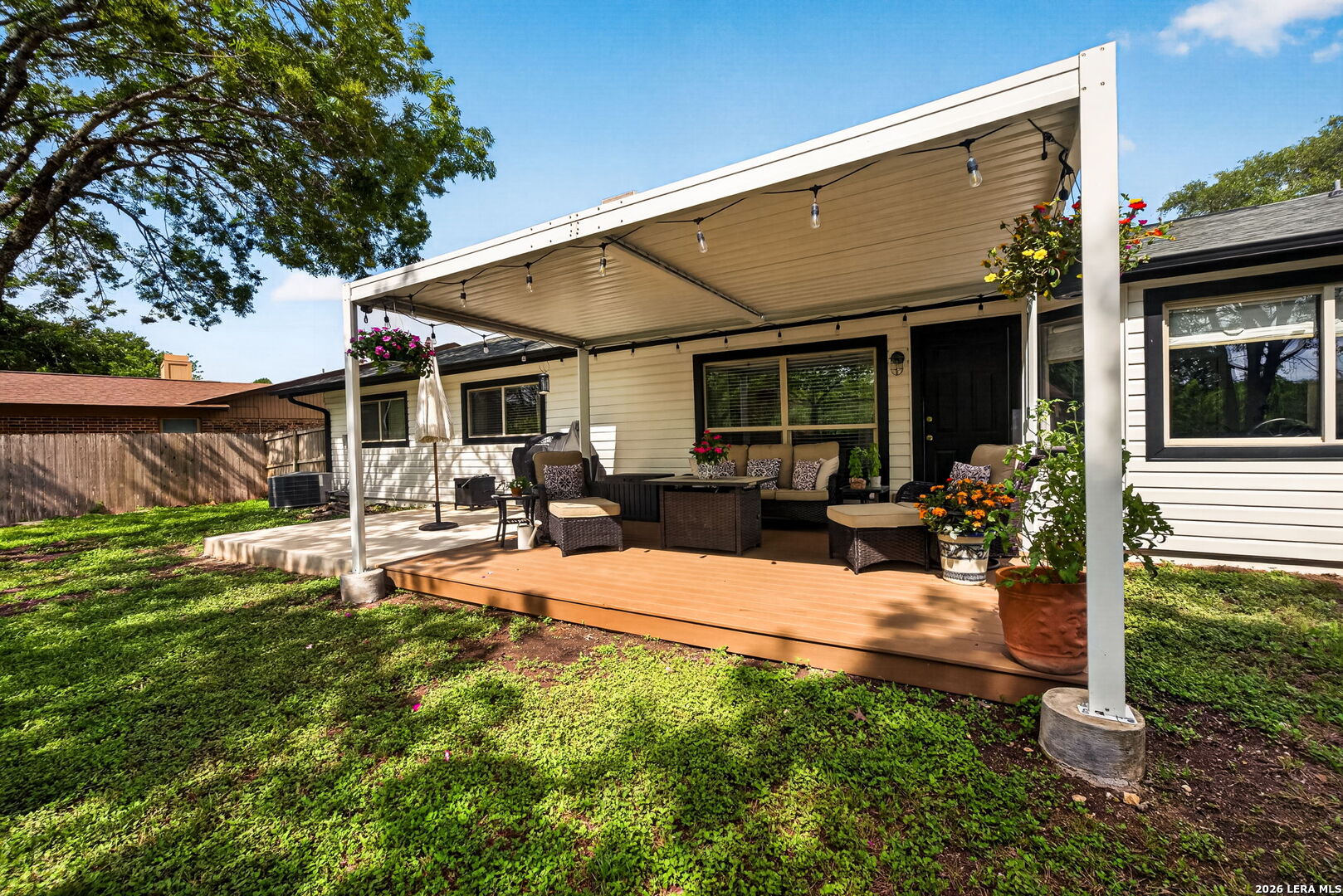 8720 Thatch San Antonio TX 78240