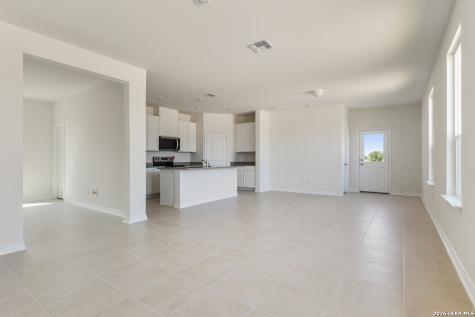4141 Woodside Drive Seguin TX 78155