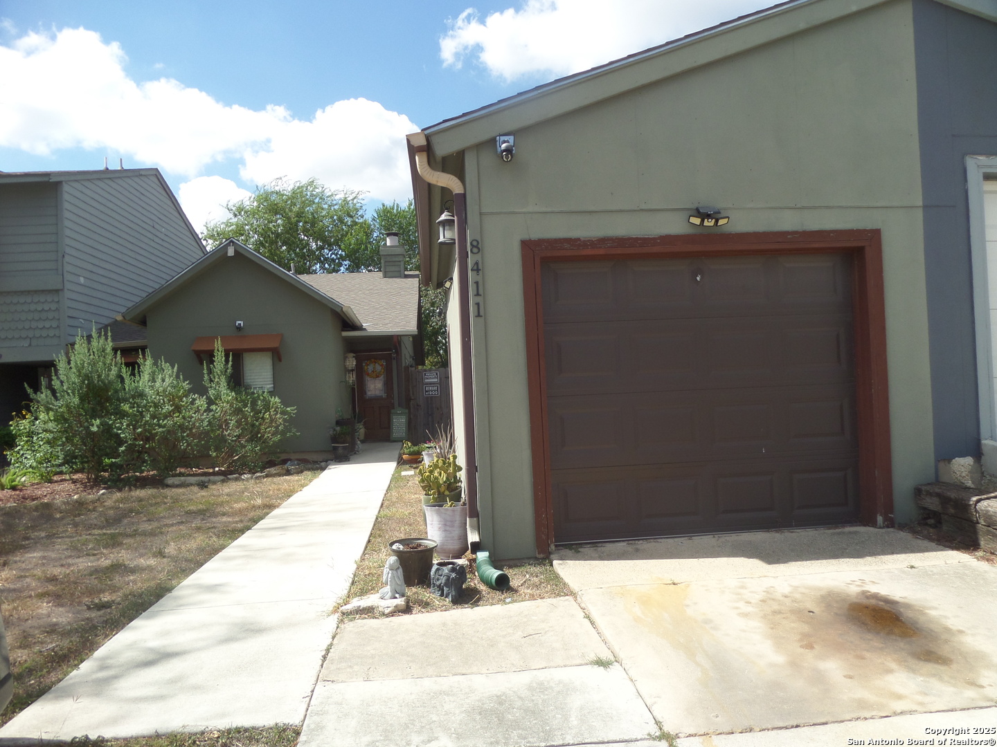 8411 Forest Ridge San Antonio TX 78239