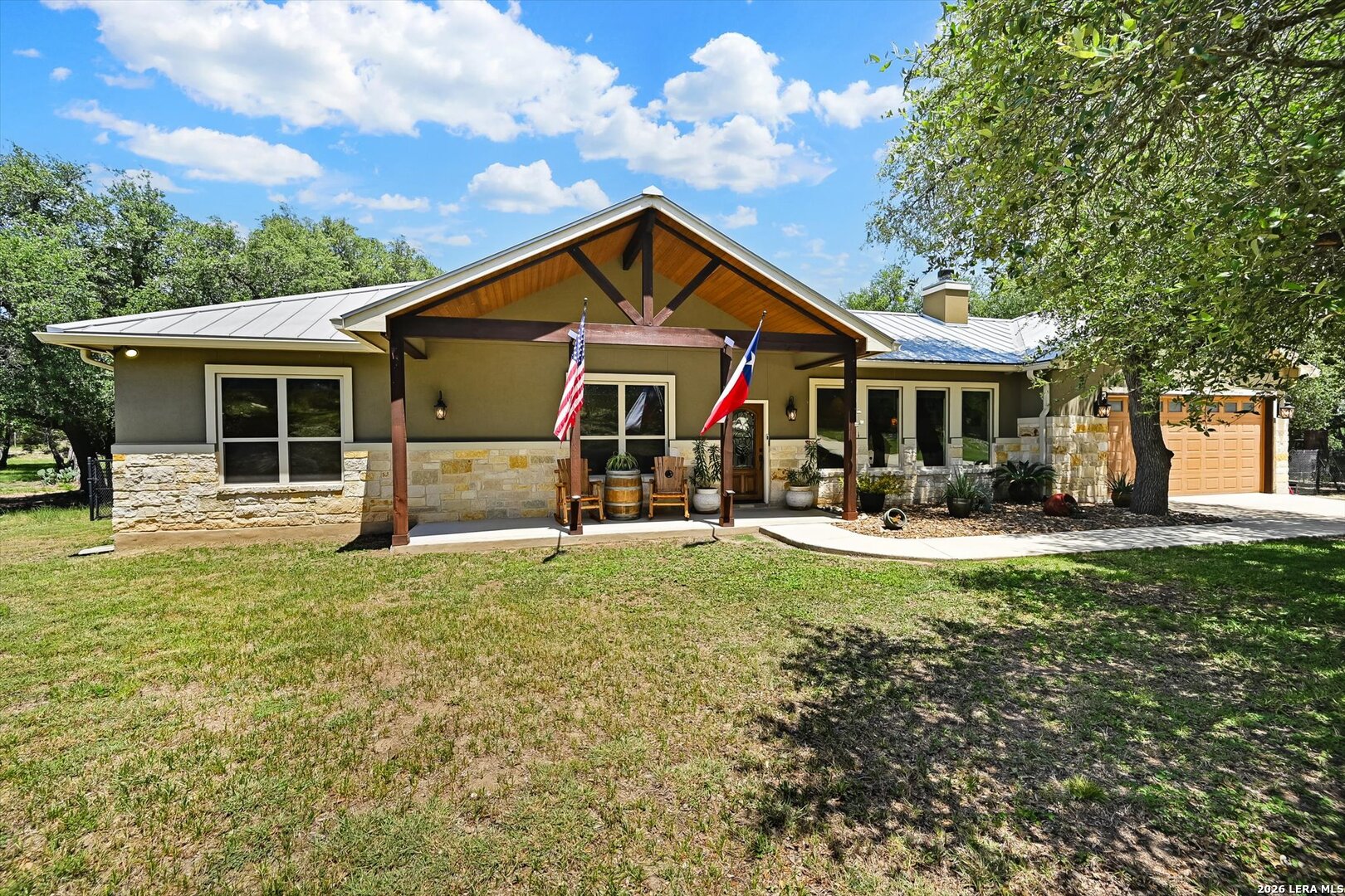 281 Kellog Fischer TX 78623