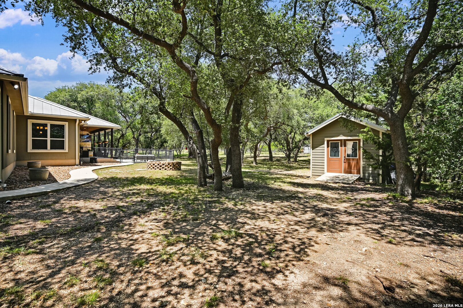 281 Kellog Fischer TX 78623