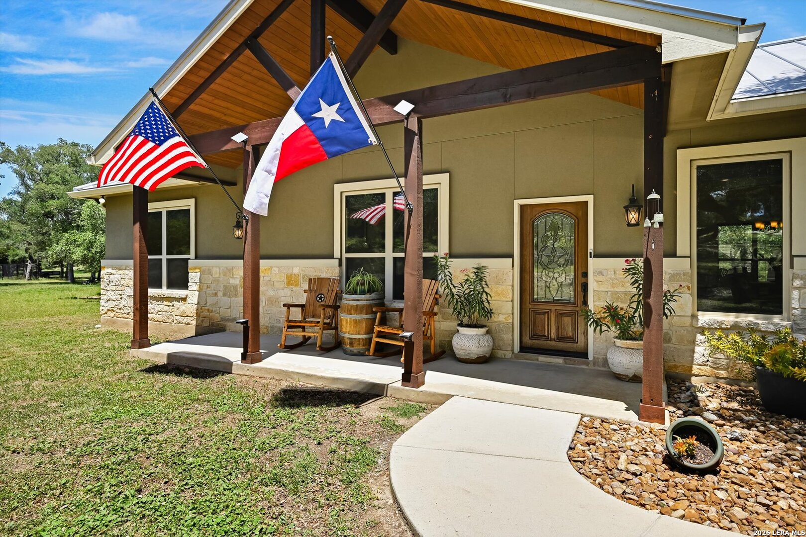 281 Kellog Fischer TX 78623