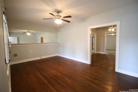 213 W Hart San Antonio TX 78214