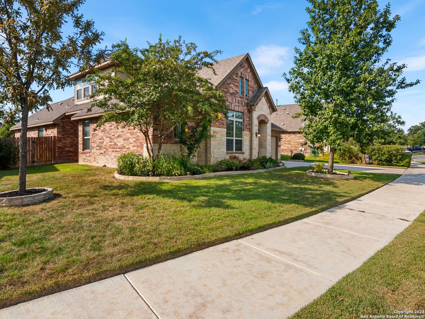 102 Alder Woods Boerne TX 78006