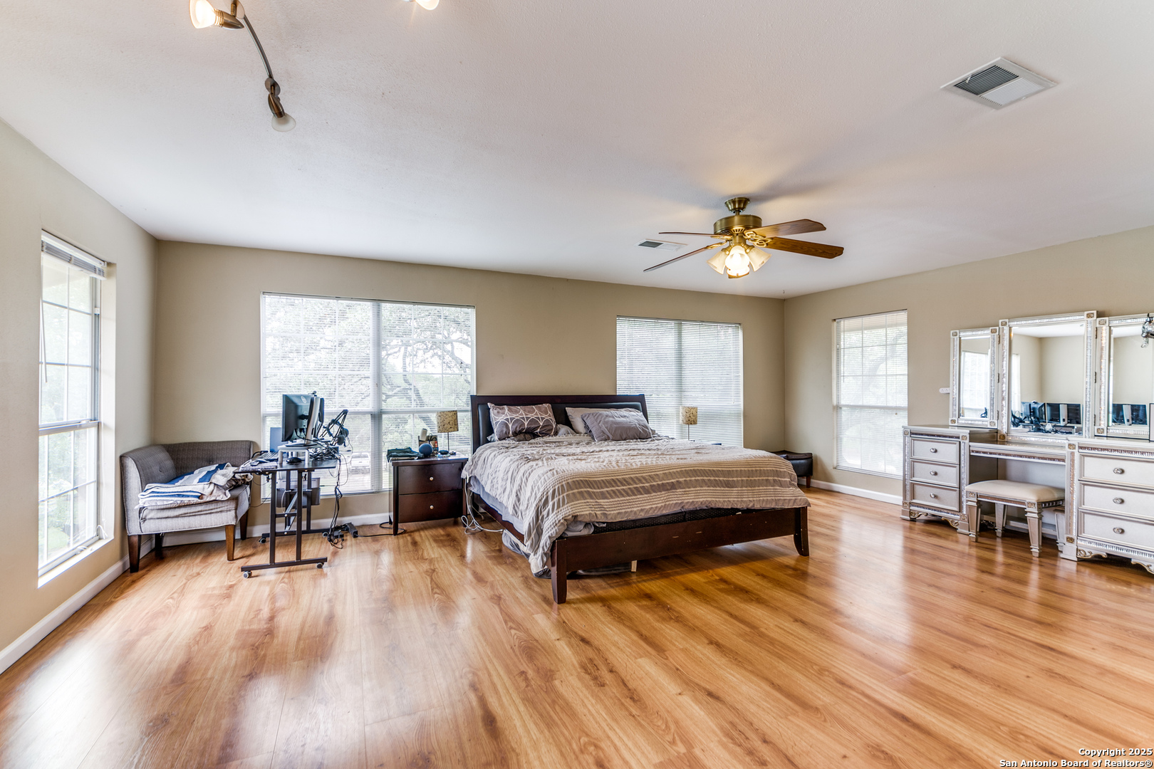 9106 Saddle Trail San Antonio TX 78255