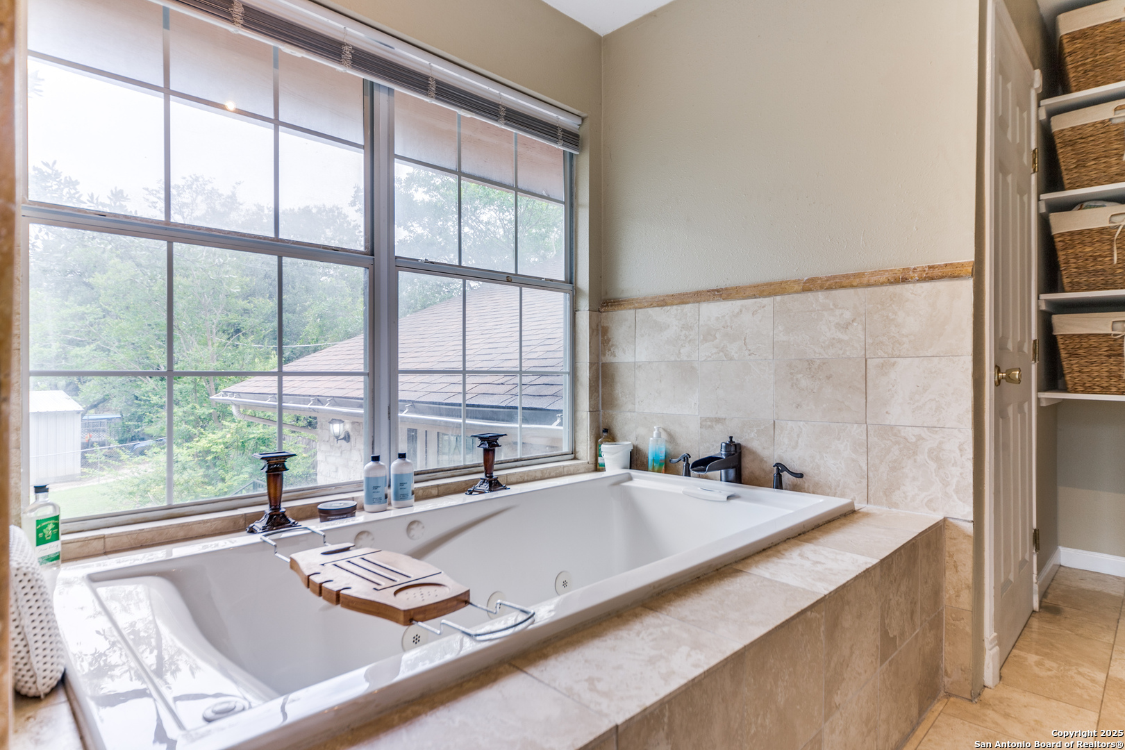 9106 Saddle Trail San Antonio TX 78255