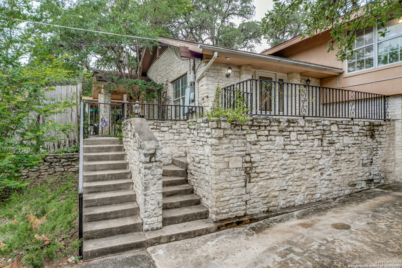 9106 Saddle Trail San Antonio TX 78255