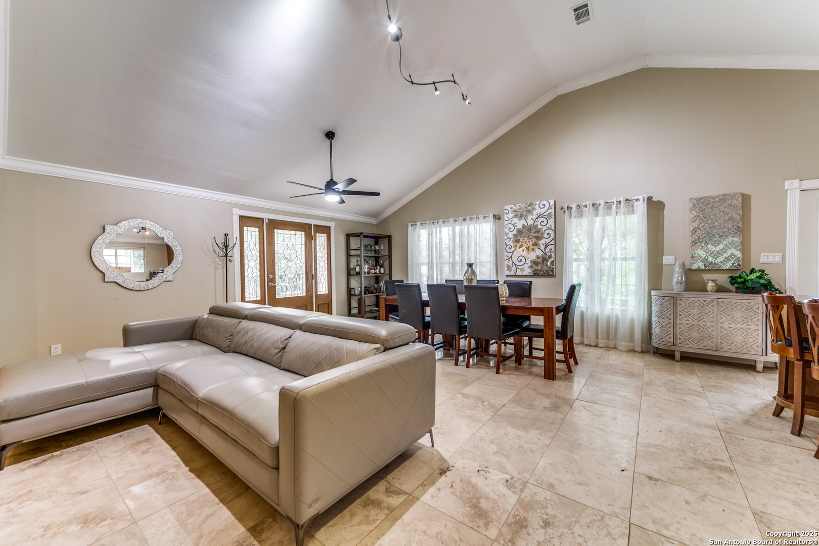 9106 Saddle Trail San Antonio TX 78255