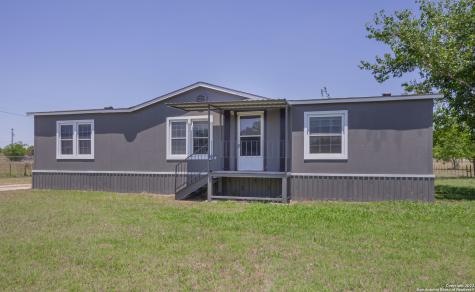 438 Longhorn Trail Seguin TX 78155