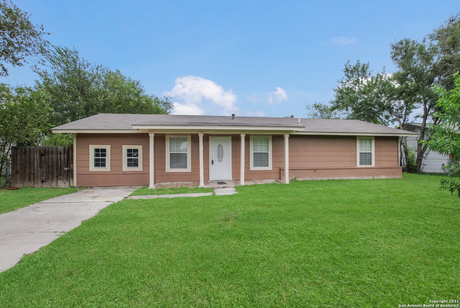 4706 Castle Walk San Antonio TX 78218