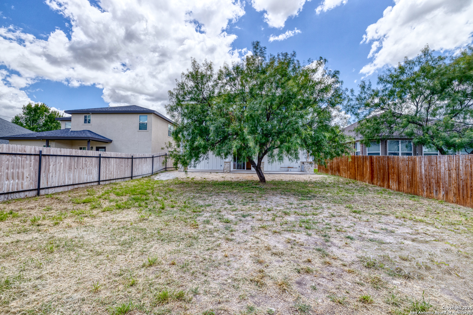 6 Rio Seco Uvalde TX 78801